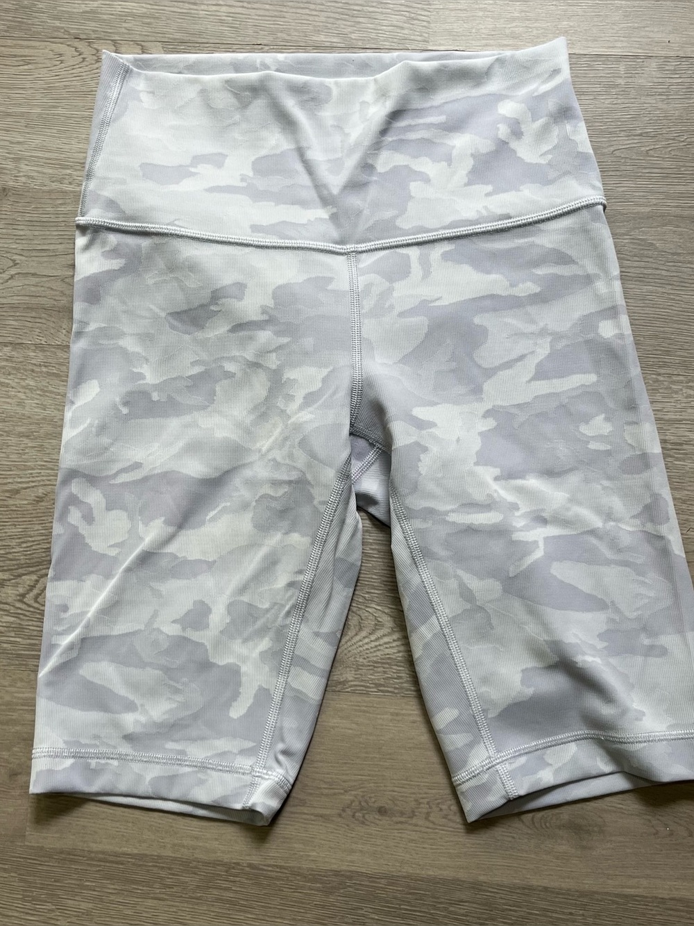 lululemon athletica White Camo High-Rise Bike Shorts (6)